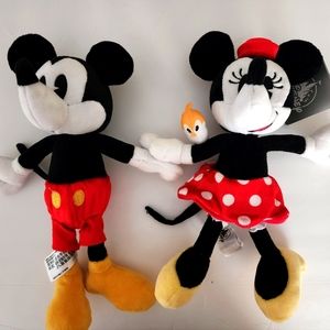 Minnie and Mickey Disney Park Plush.